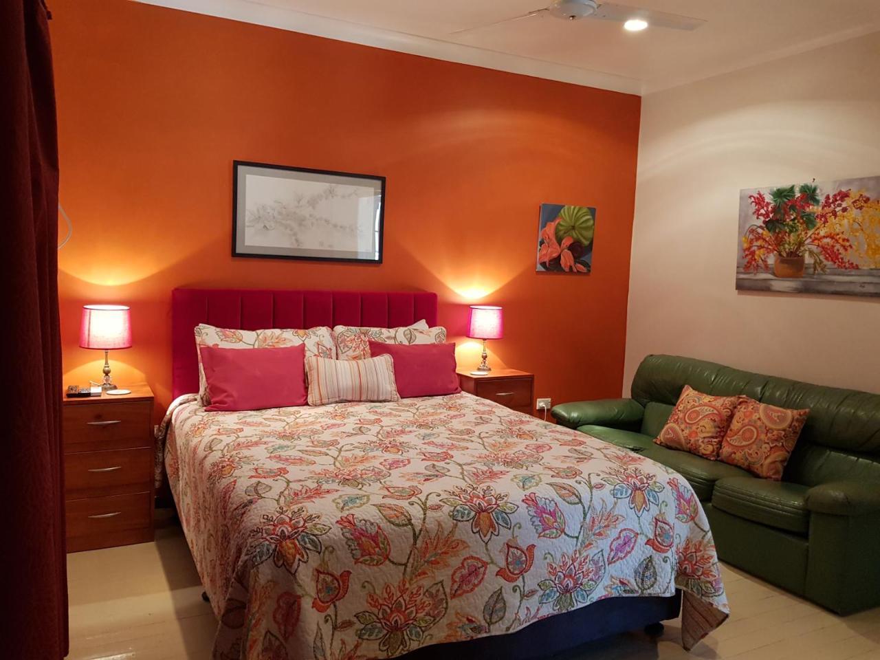 Sonja'S Bed And Breakfast Lightning Ridge Εξωτερικό φωτογραφία